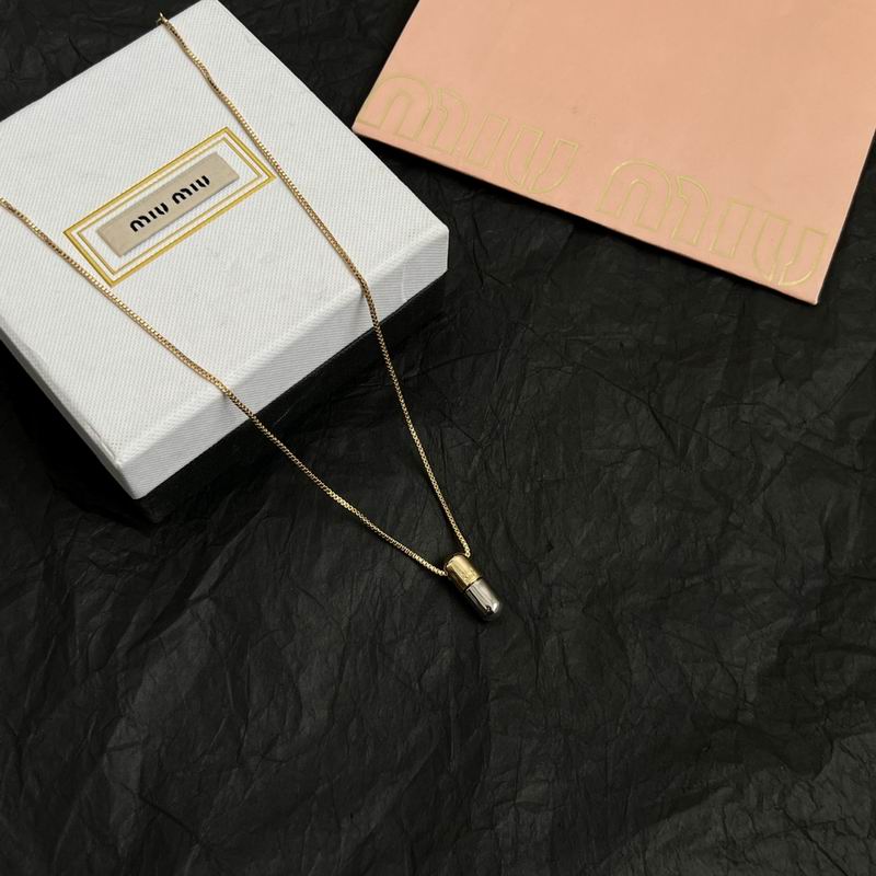 MiuMiu Necklace 08yxq01